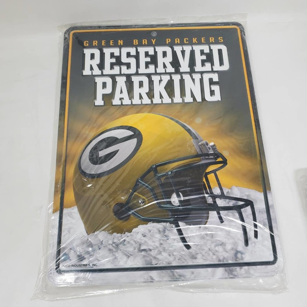 Rico Metal Reserved Parking Wall Sign NFL 8.5"x 11" - Green Bay Packers